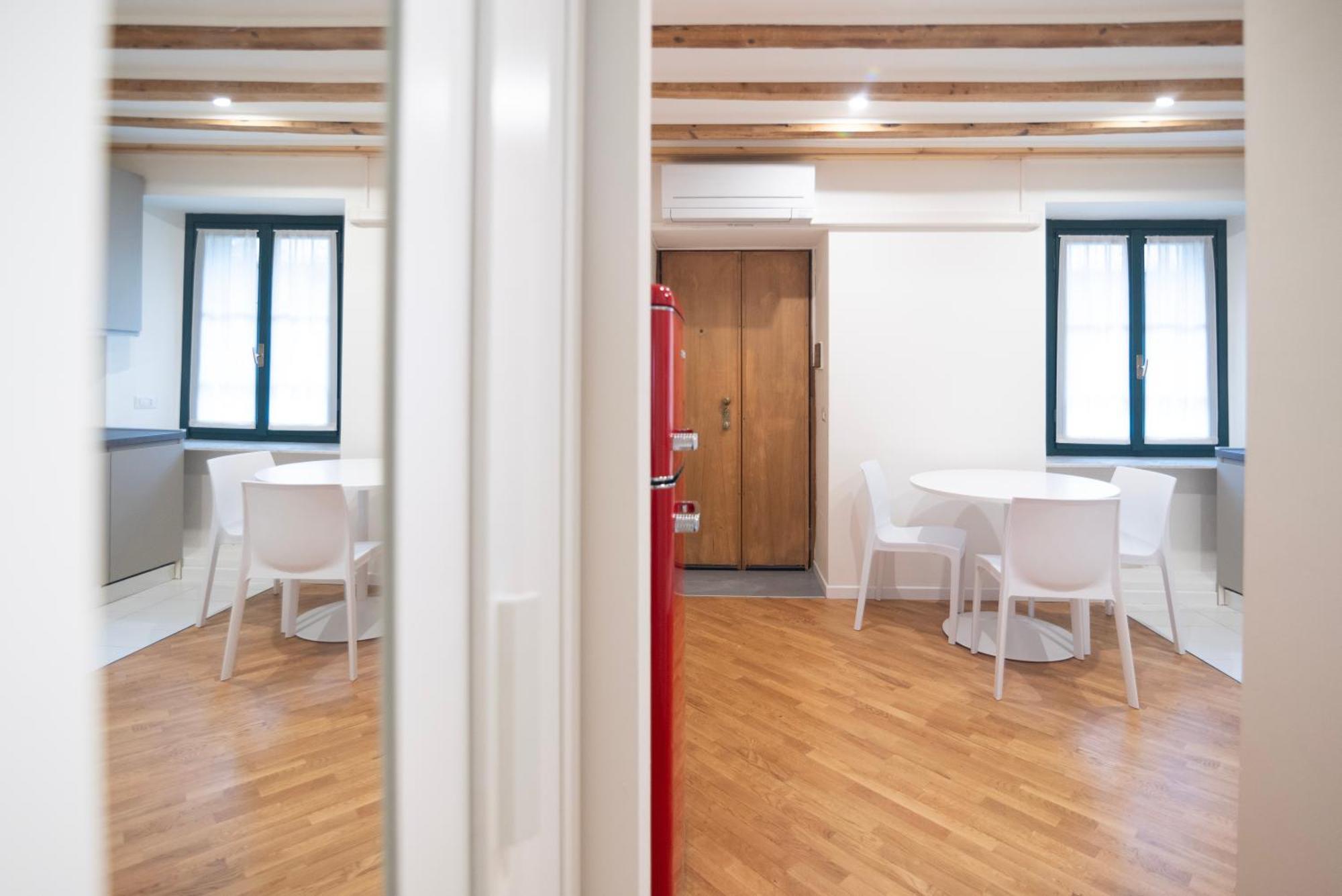 Apartment Milano Suite Home Mailand